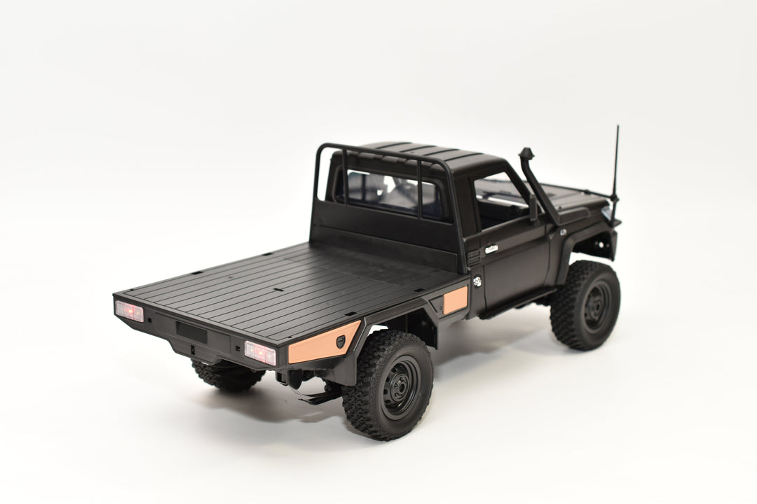 MNモデル トヨタ ランドクルーザー79オーバランド仕様 1/12 アウトドアラジコン MN-82S RTR