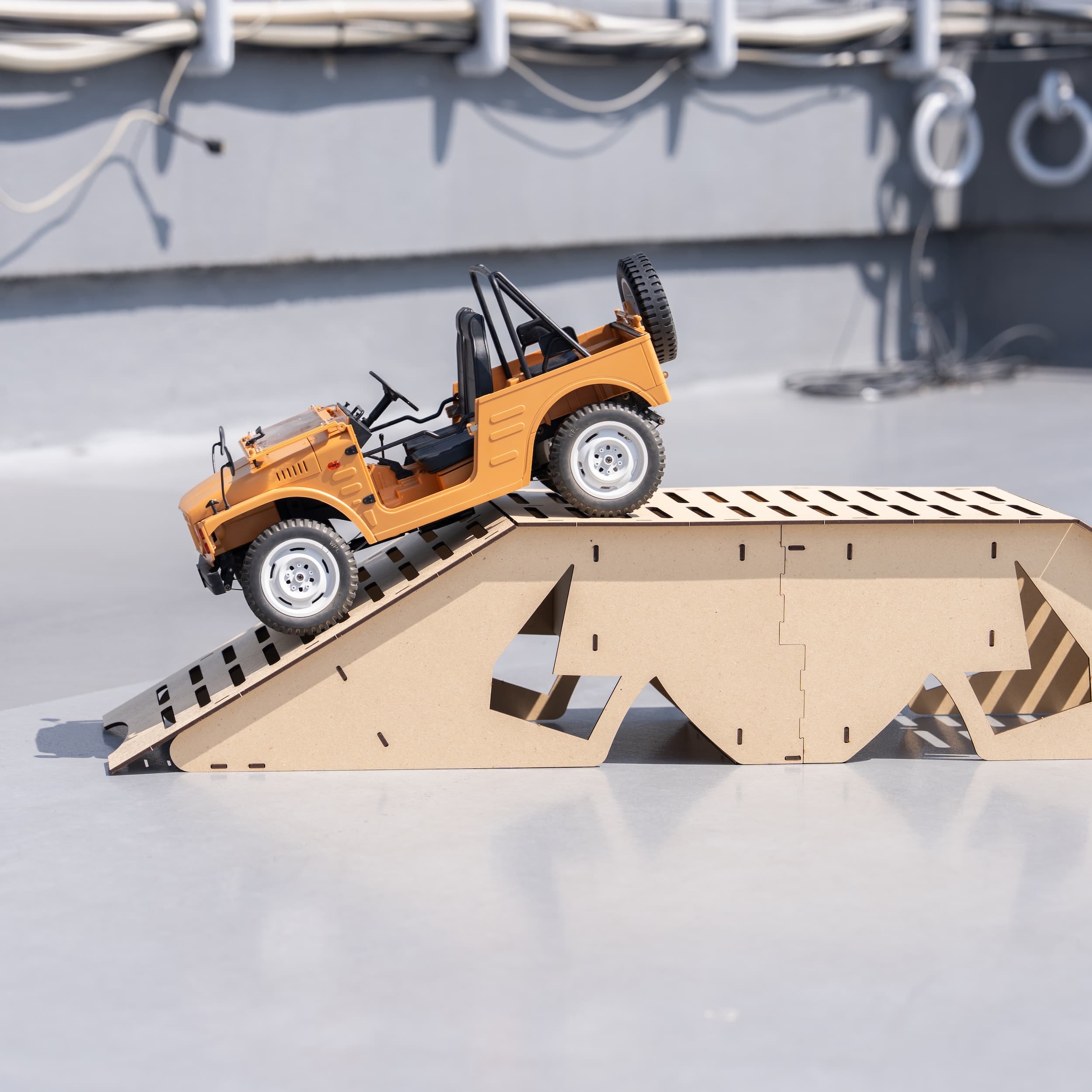 Limited Quantity] Suzuki Jimny (SJ10 Type 1) C84 RTR + MDF Course