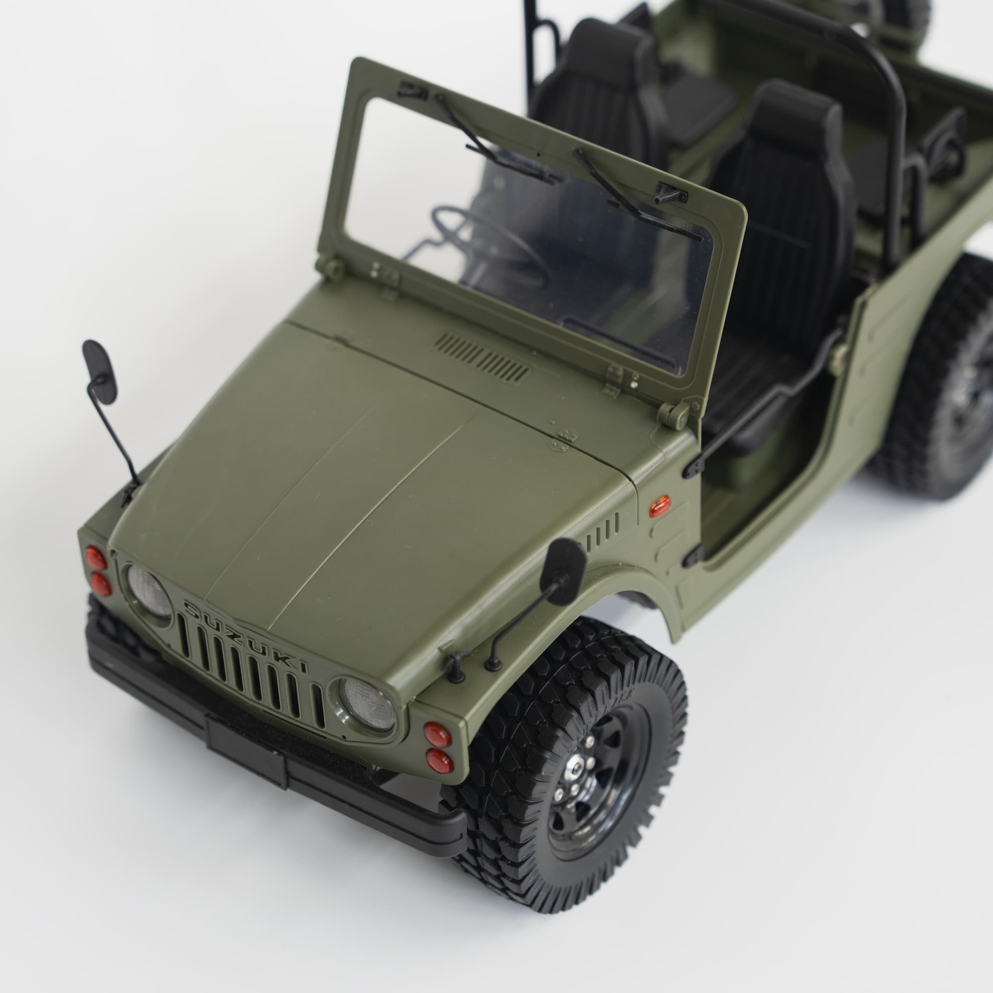 スズキ ジムニー(SJ10 1型)C84 RTR カスタムホイール・タイヤセットB