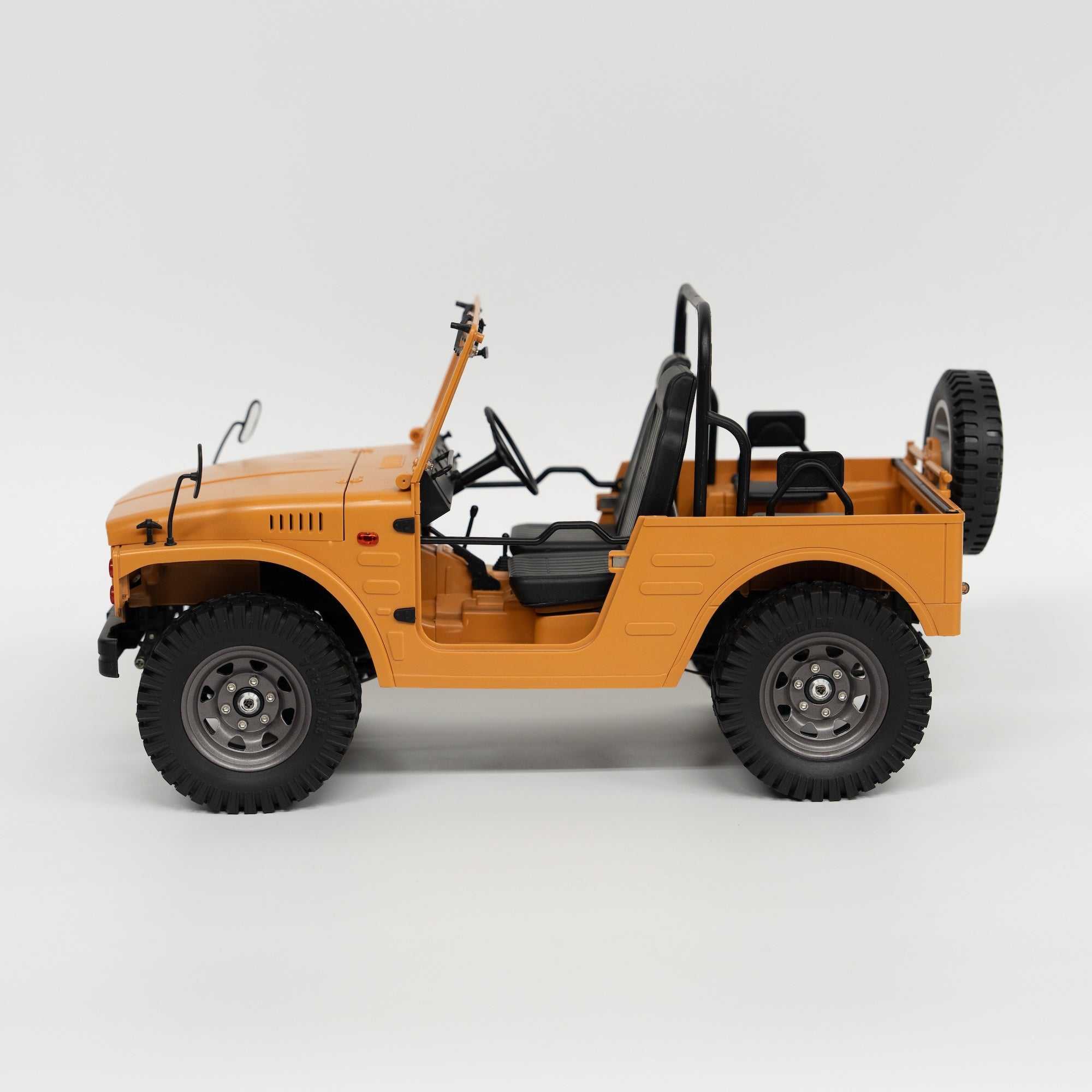 スズキ ジムニー C84 RTR (SJ10 1型)カスタムホイール・タイヤセットA