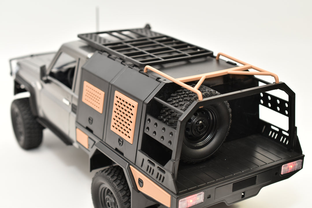 MNモデル トヨタ ランドクルーザー79オーバランド仕様 1/12 アウトドアラジコン MN-82S RTR