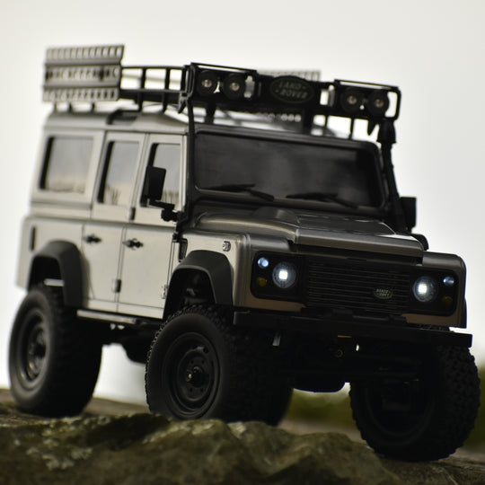ランドローバー ディフェンダー 1/18 RTR（MNモデル/MN111C）