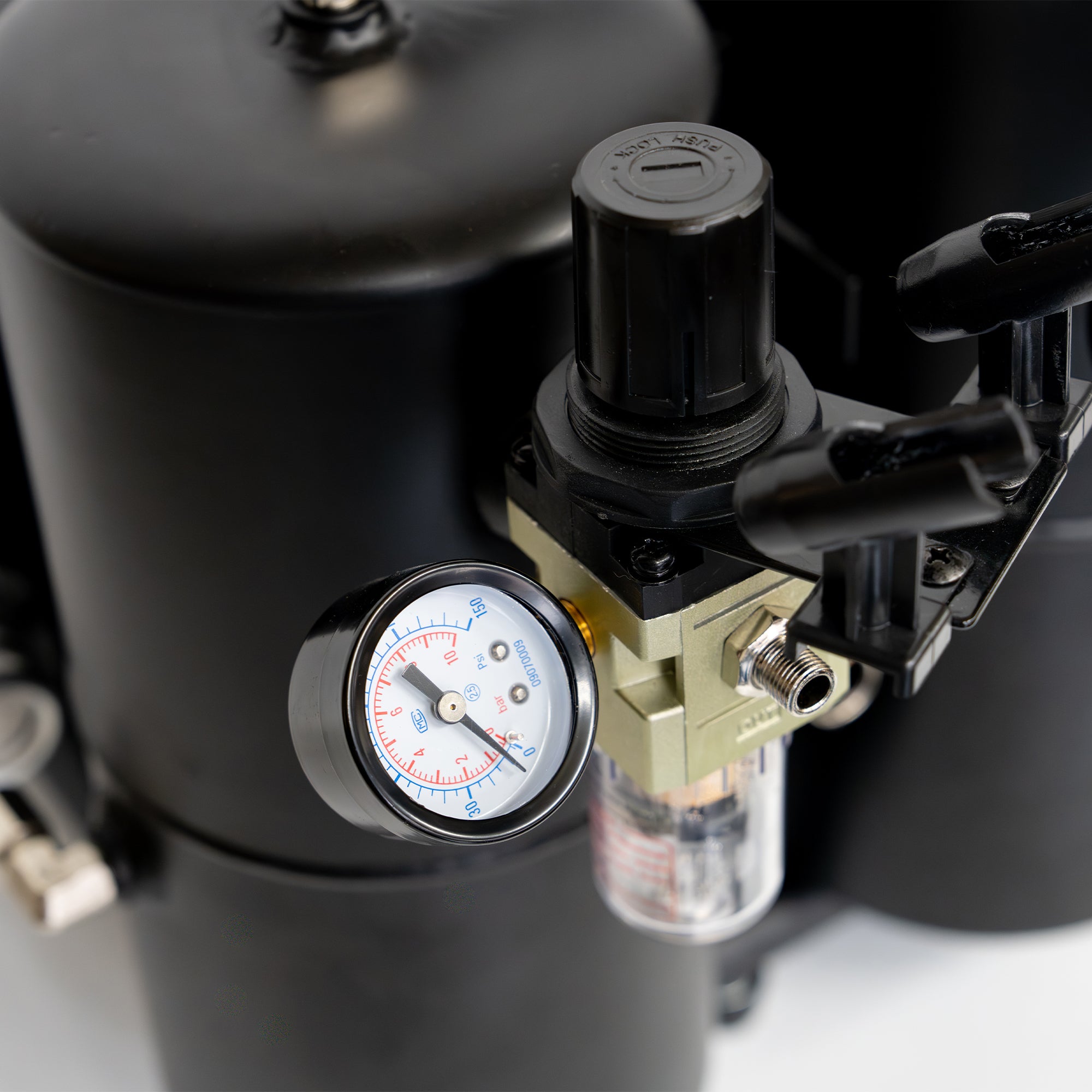 プロフェッショナルチューブプリアンプ/コンプレッサー PROFIX NITRO-COMP S3 – RAYWOOD