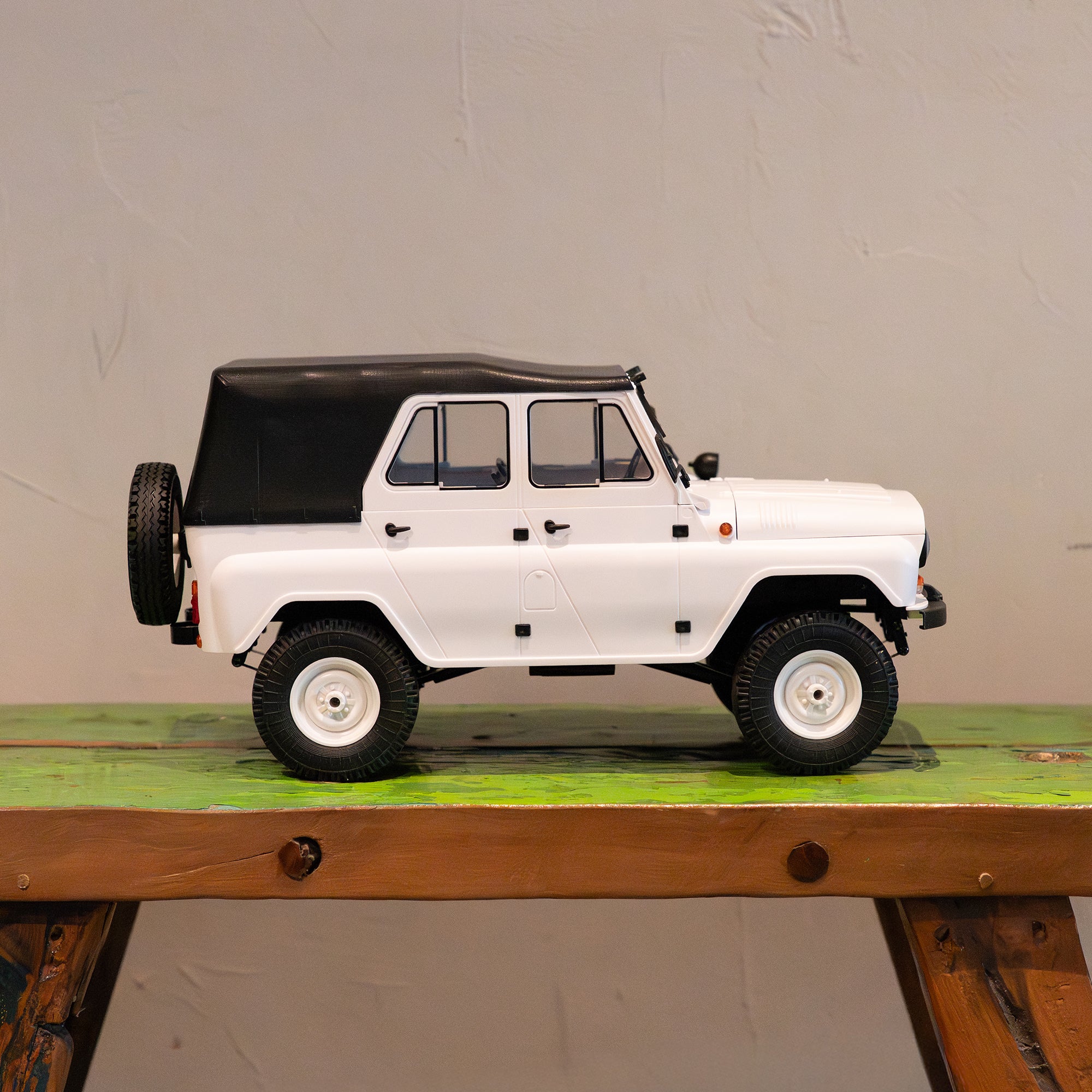 WPL JAPAN C94 1/12 RTR（UAZ-469） ※グローバルエディション・技適