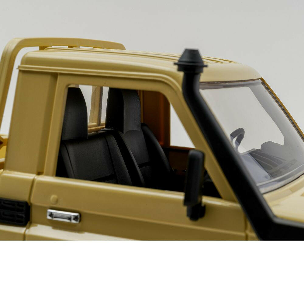MN-82 ランドクルーザー79 RC