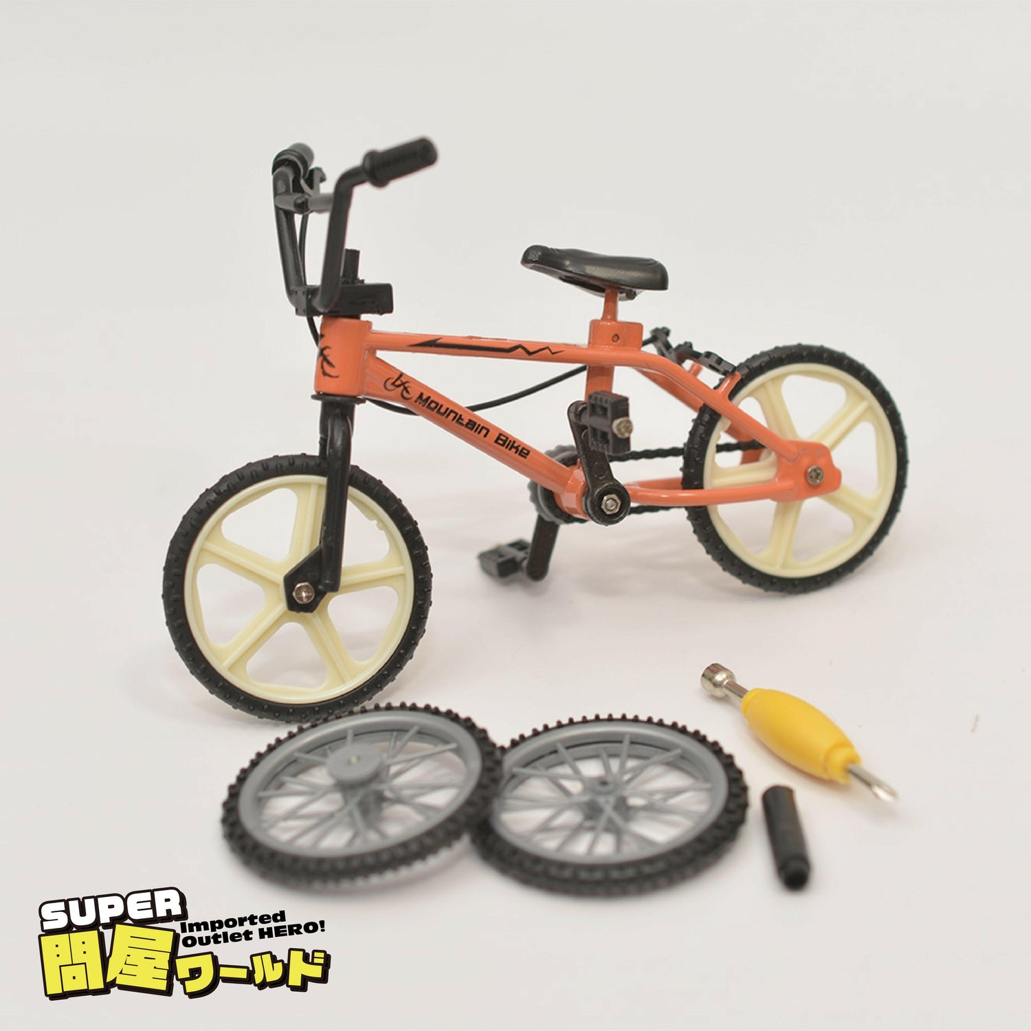 [問屋ワールド］BMX スペアタイヤ・工具セット（1/16スケールRC